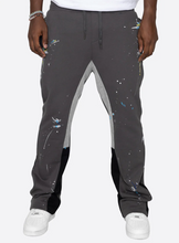 Load image into Gallery viewer, SHOWROOM SWEATPANTS-CHARCOAL
